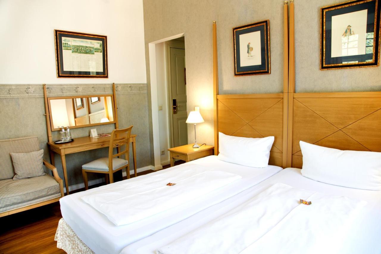Hotel Kronprinz Falkensee Extérieur photo