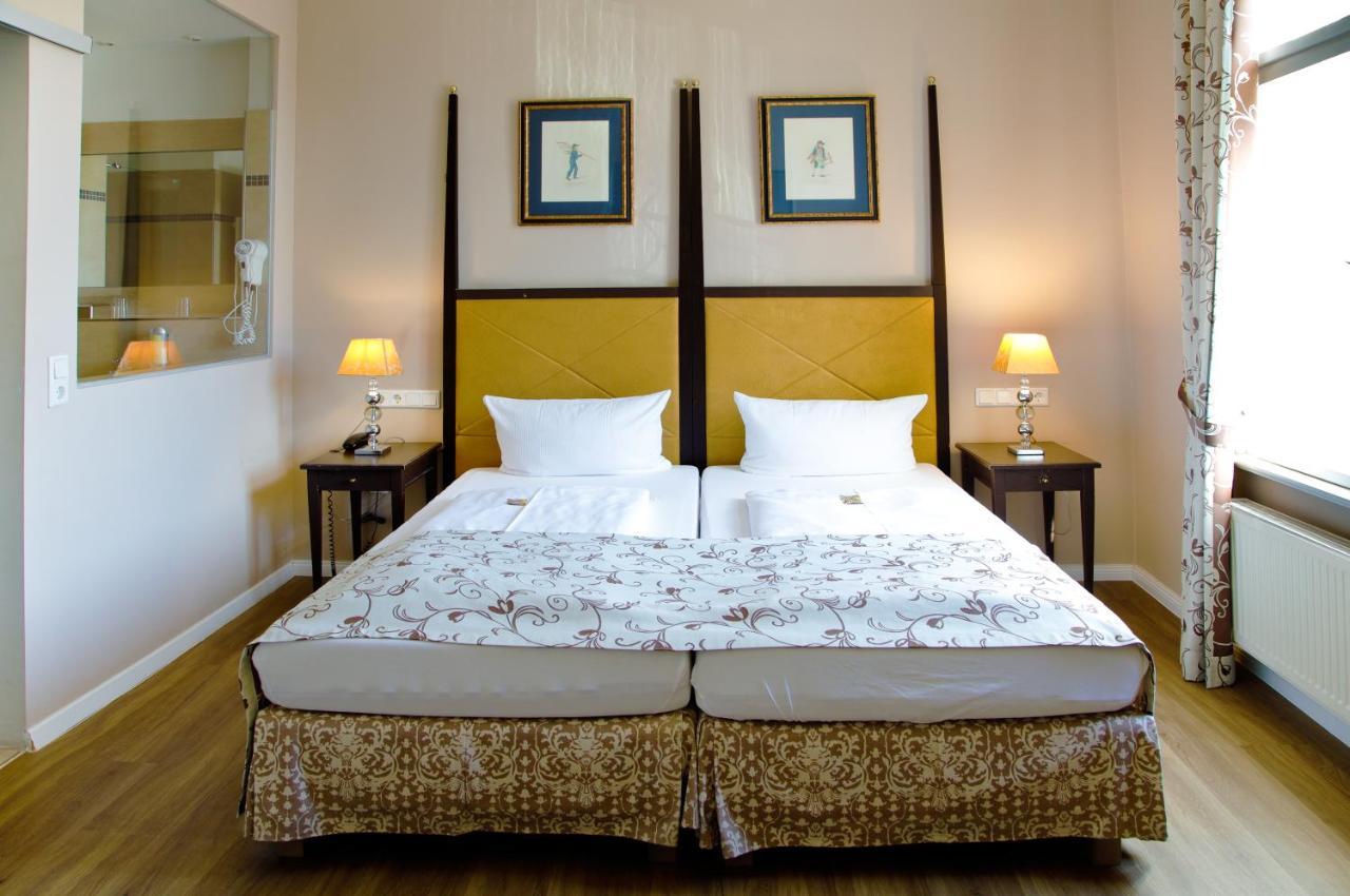 Hotel Kronprinz Falkensee Extérieur photo