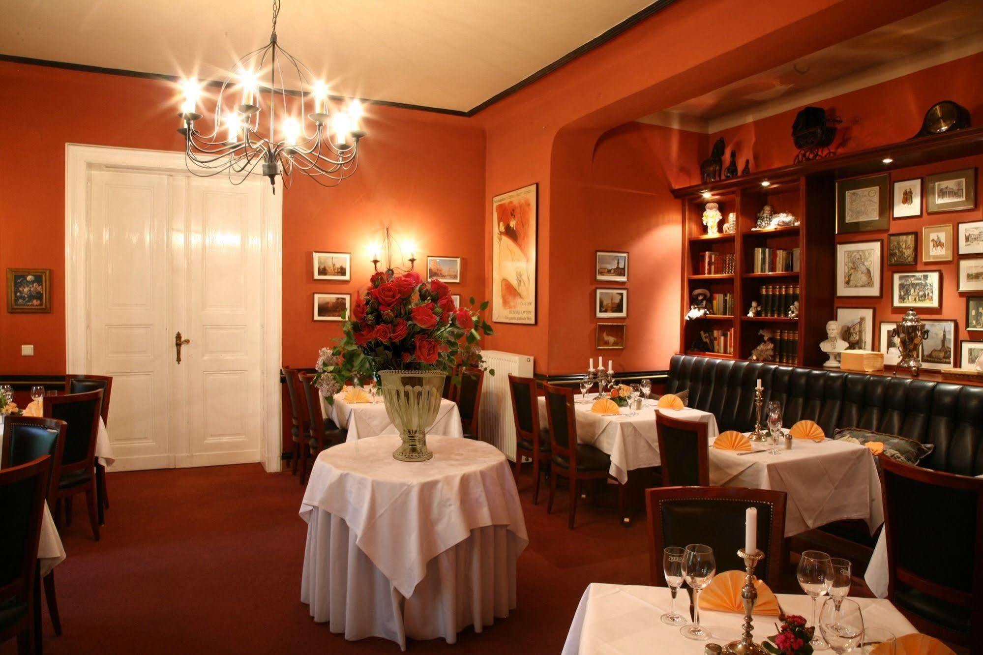 Hotel Kronprinz Falkensee Extérieur photo