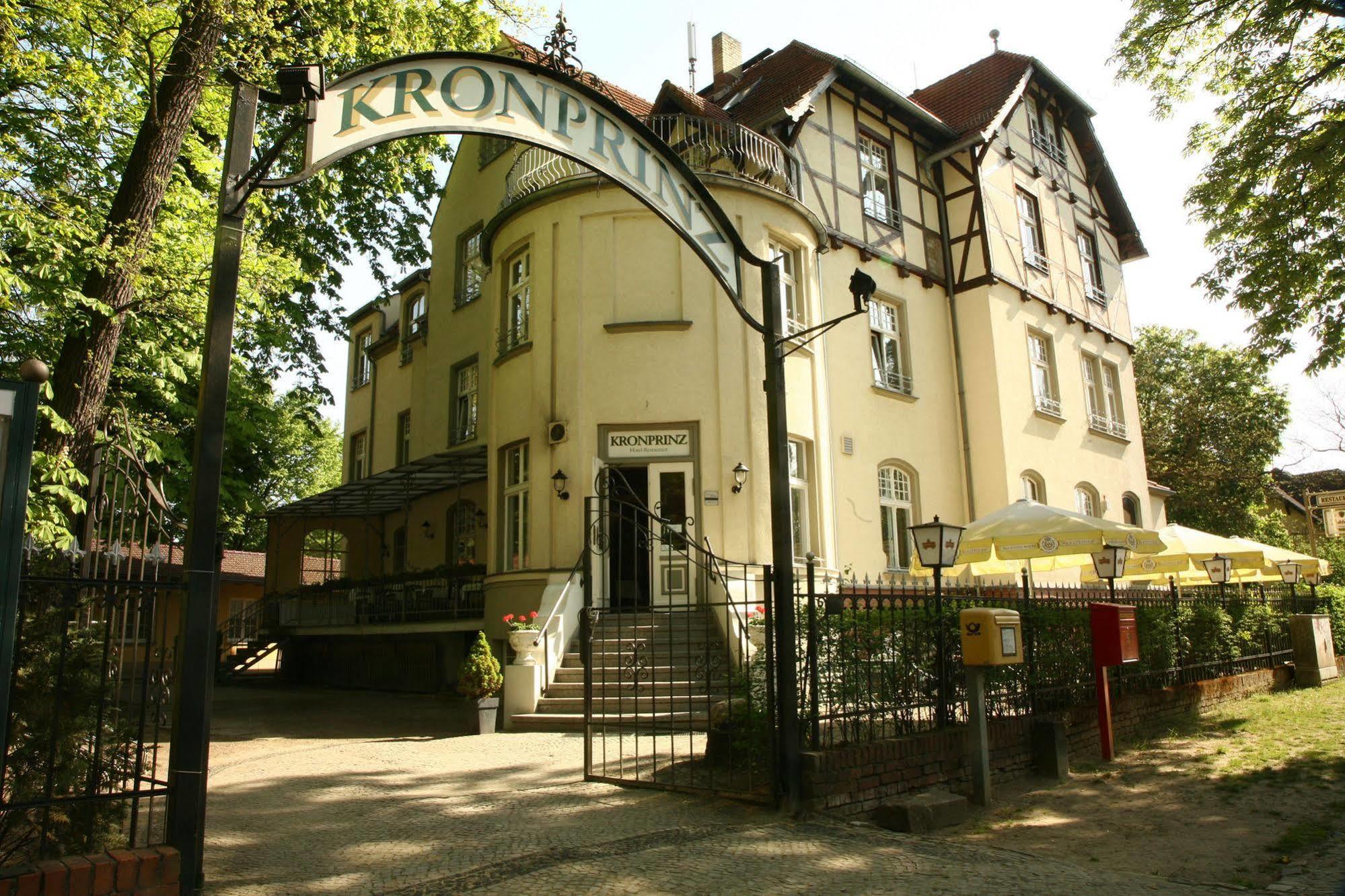 Hotel Kronprinz Falkensee Extérieur photo