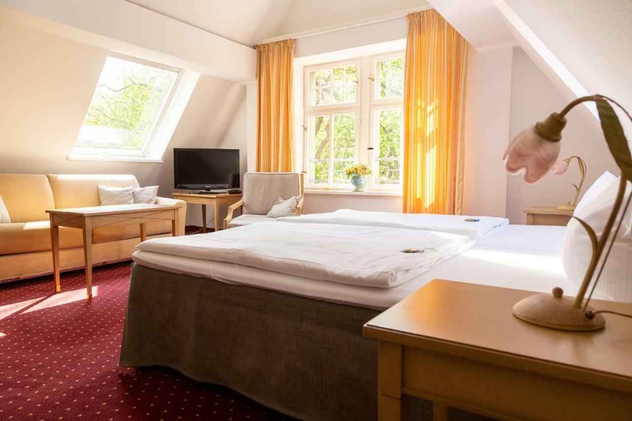 Hotel Kronprinz Falkensee Extérieur photo