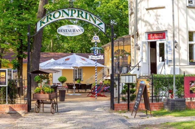Hotel Kronprinz Falkensee Extérieur photo