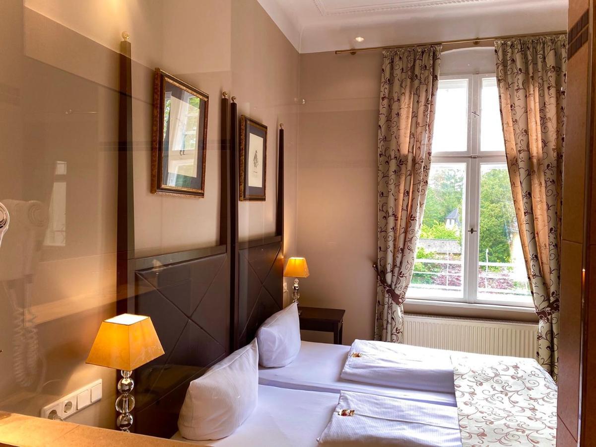 Hotel Kronprinz Falkensee Extérieur photo